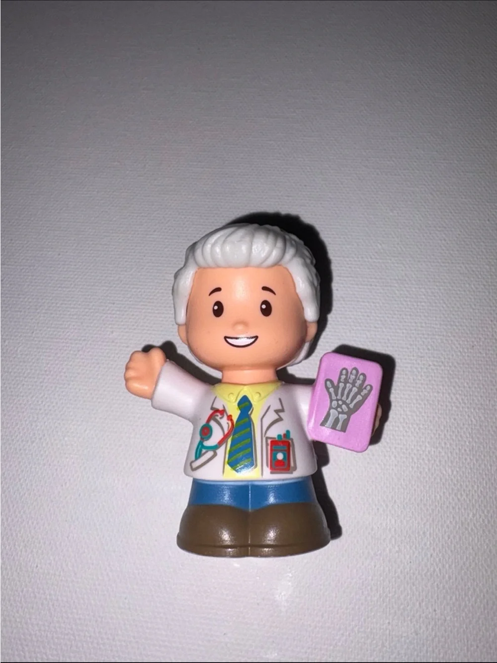 Fisher Price Little People Doctor Nathan Replacement Figurine xray